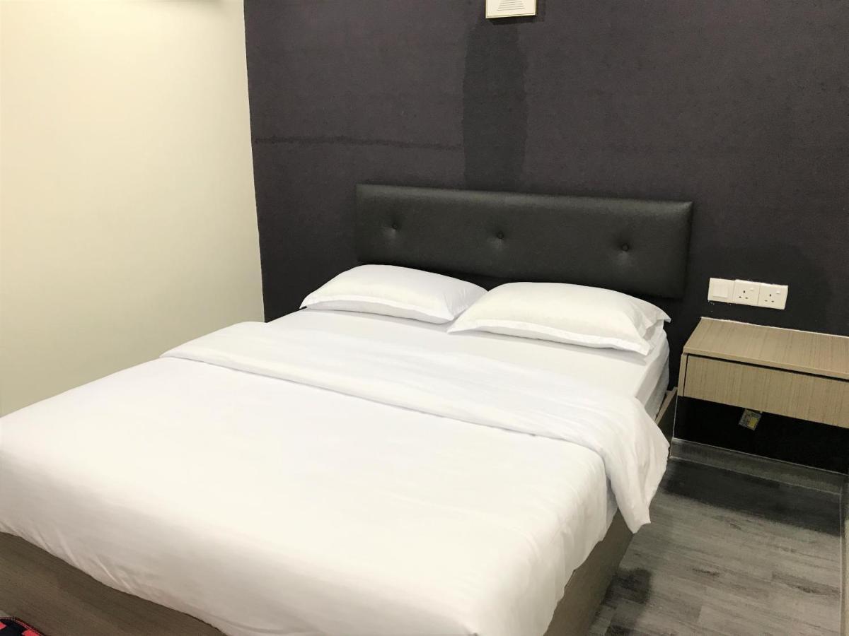 Oyo 90506 Z Stay Inn Hotel Simpang Renggam Luaran gambar